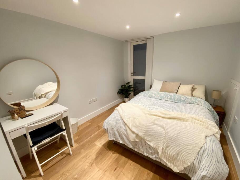 2Bdr Modern Apartment In Hammersmith West Londres Exterior foto