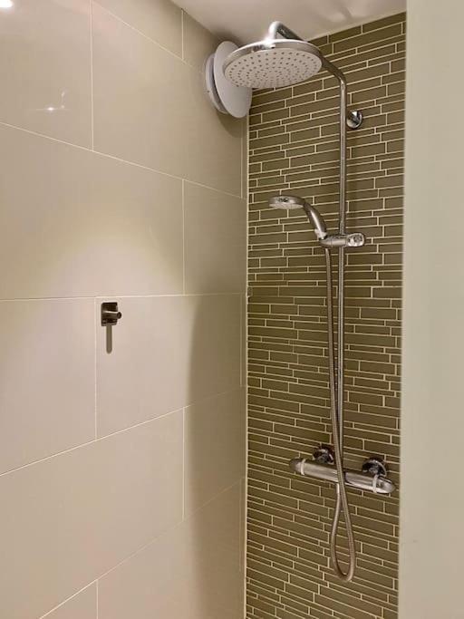 2Bdr Modern Apartment In Hammersmith West Londres Exterior foto